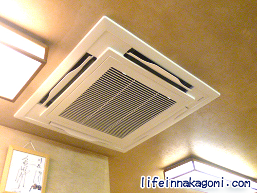 天井カセット形　エアコン修理(^ω^;)ふぅ